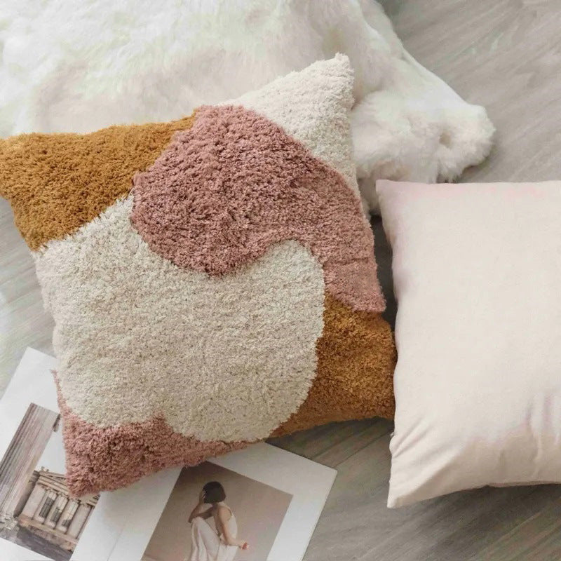 Quadratischer samtweicher Deko-Kissenbezug mit soft‑touch Velvetstruktur und hotelähnlicher Kantenverarbeitung Brehn