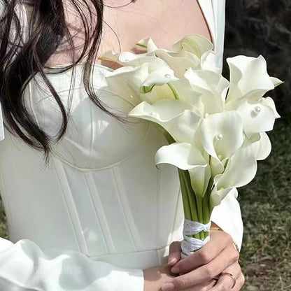 Eleganter Calla-Lilienstrauß