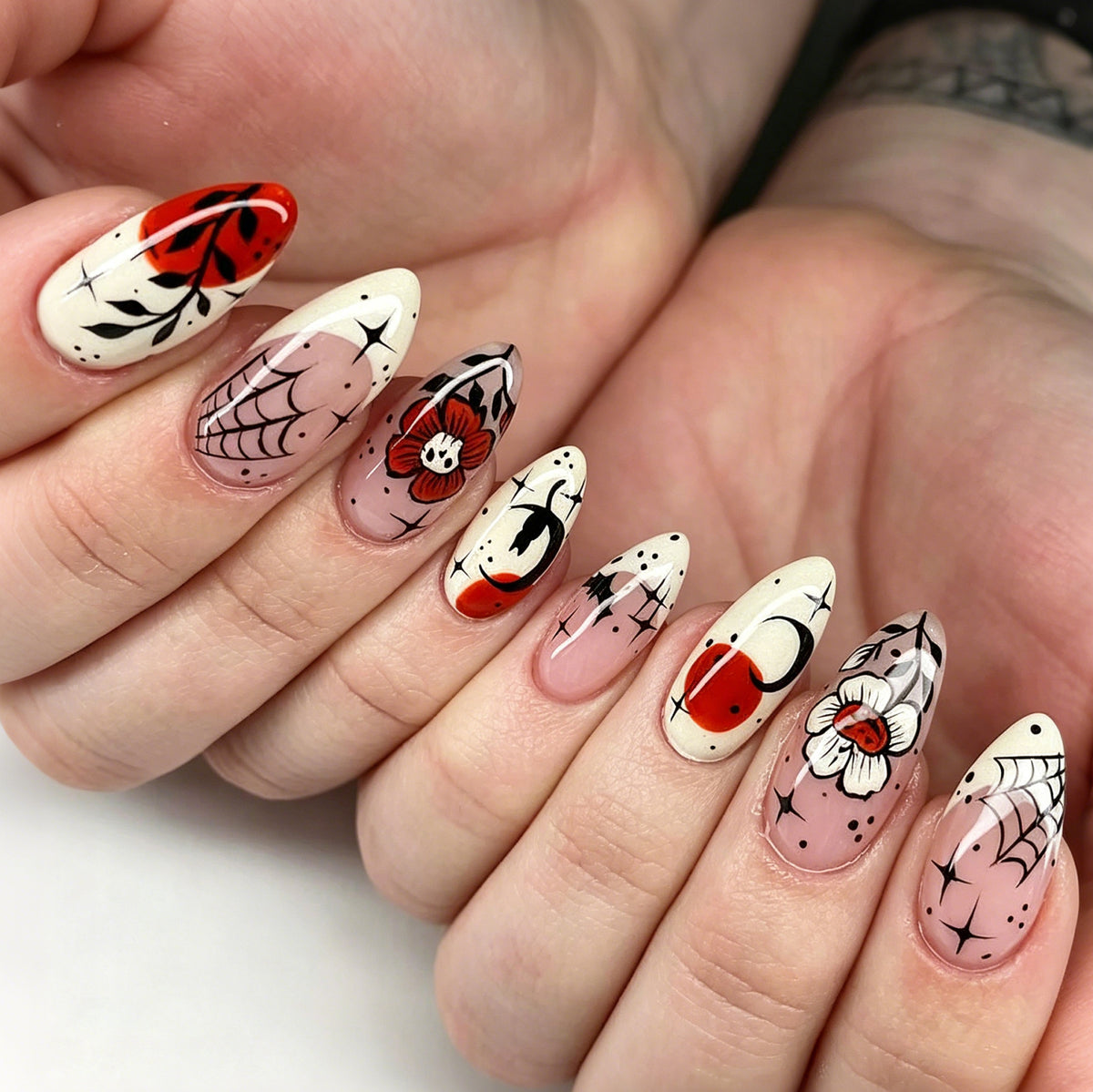 Künstlerisches Gothic Blumendruck-Nagelkunstset Brehn