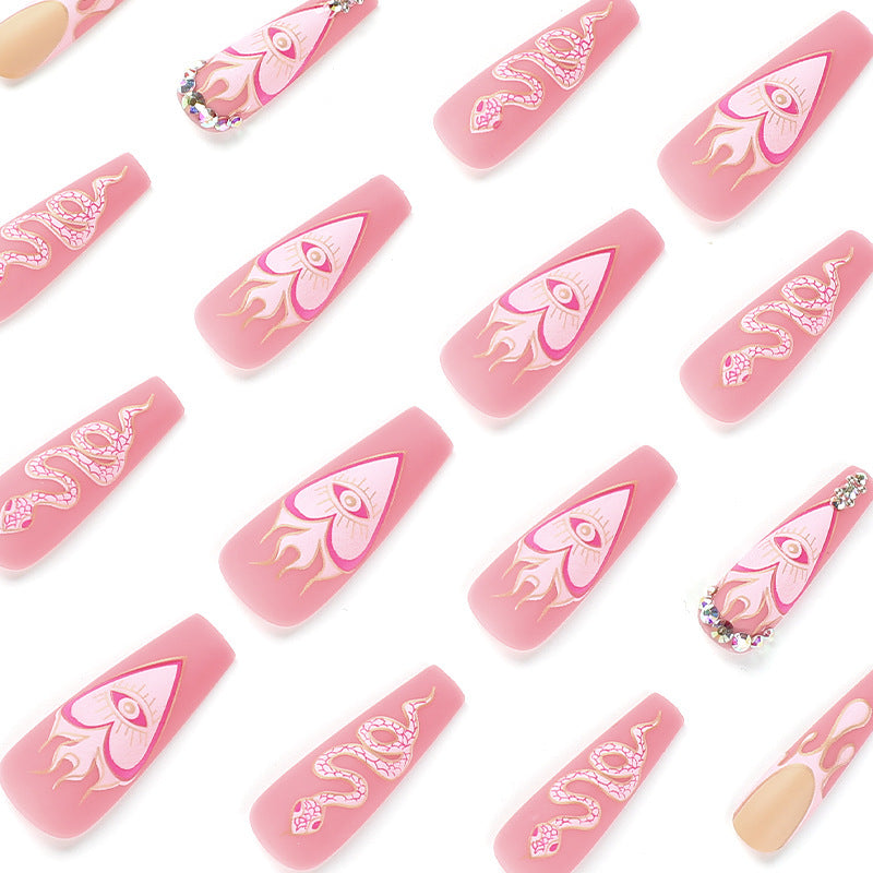 Kunstvolle Nagelverlängerungen mit schlangen- und blumenverzierung Brehn