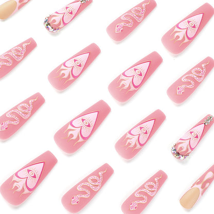 Kunstvolle Nagelverlängerungen mit schlangen- und blumenverzierung Brehn