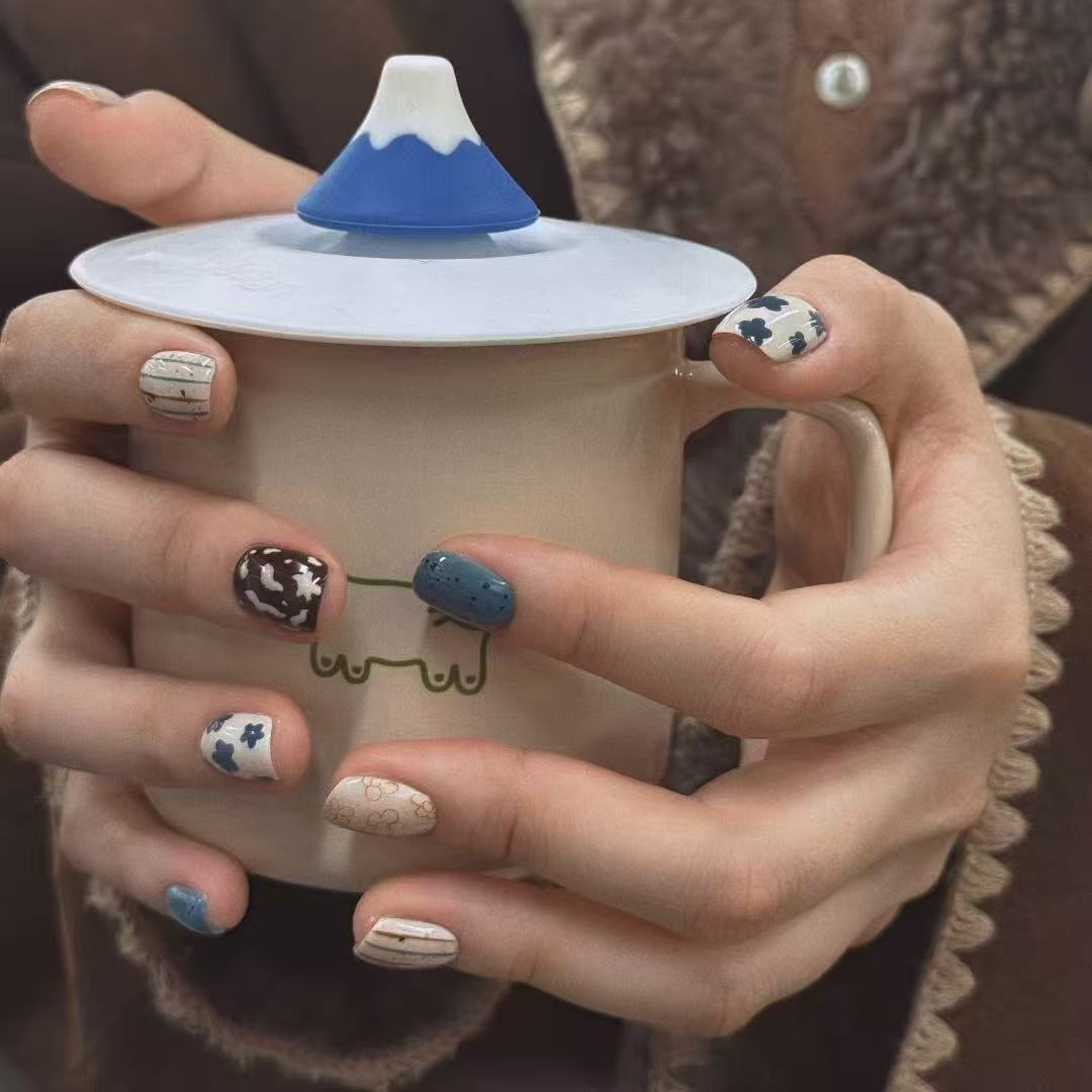 Künstlerisches katzenmotiviertes Press-On-Nagelkunstset Brehn
