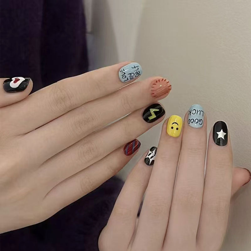 Kreative Nagelkunst Design Kollektion Brehn