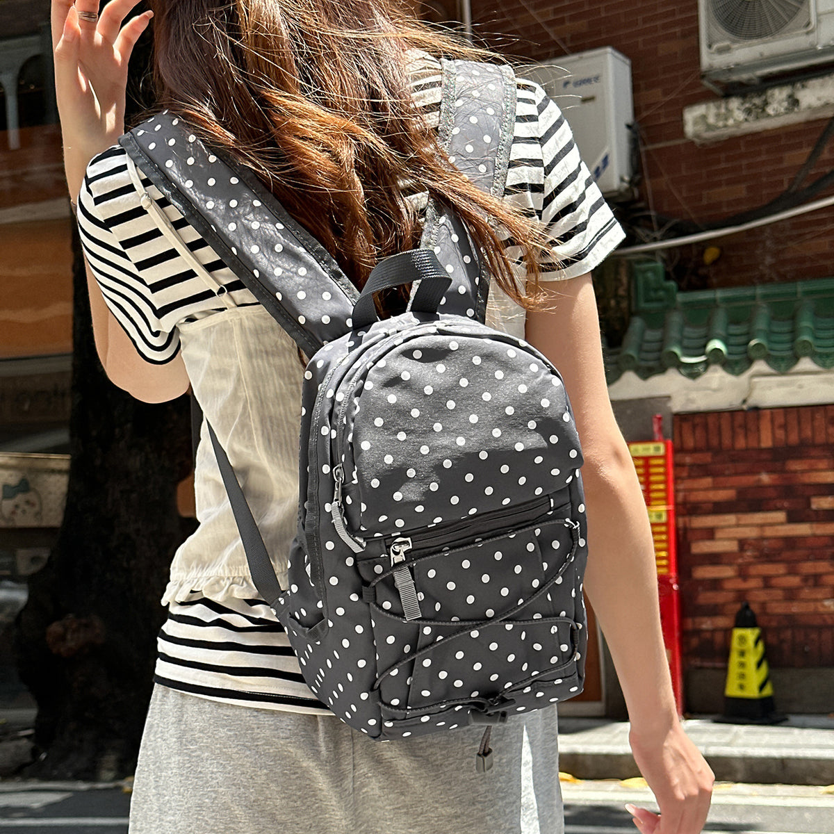 Stylischer Polka-Dots-Rucksack Brehn