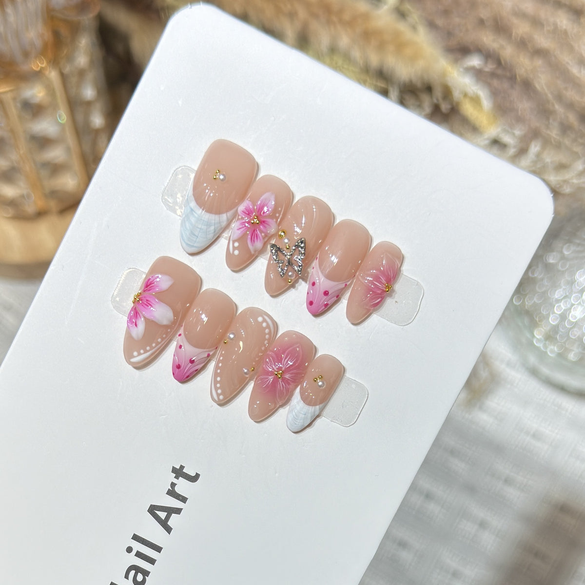 Florales Akzent Press-On Nagelkunst Set Brehn
