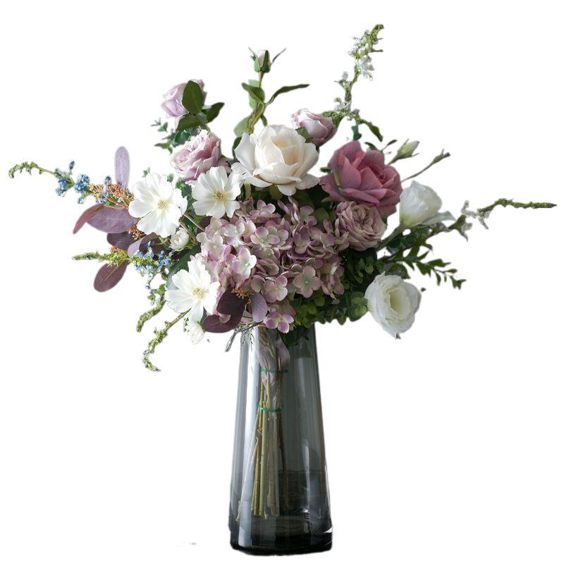 Realistischer gemischter Blumenstrauß