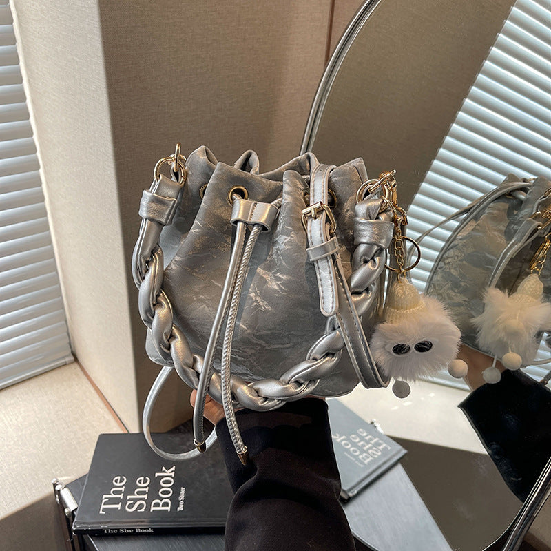 Stylische gehäkelte Schultertasche Brehn