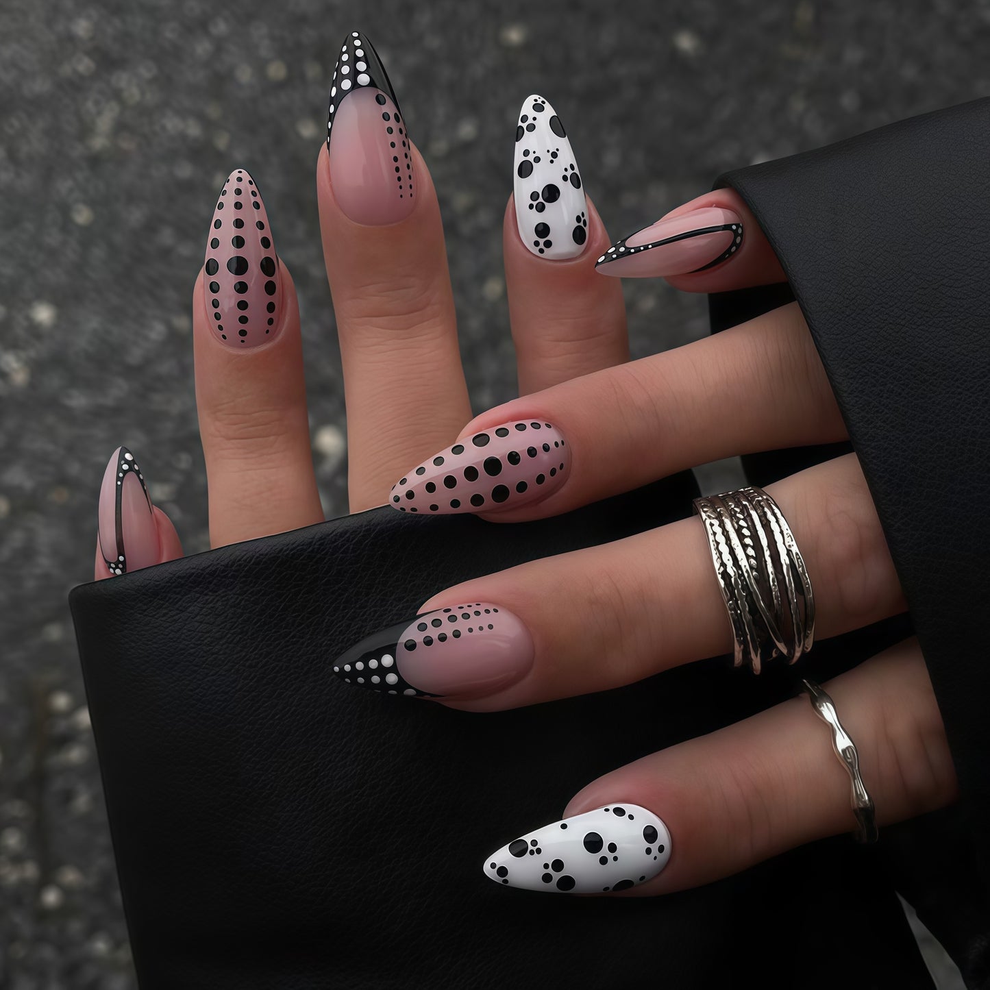 Elegante abstrakte spitze Nagelkunstverlängerungen Brehn