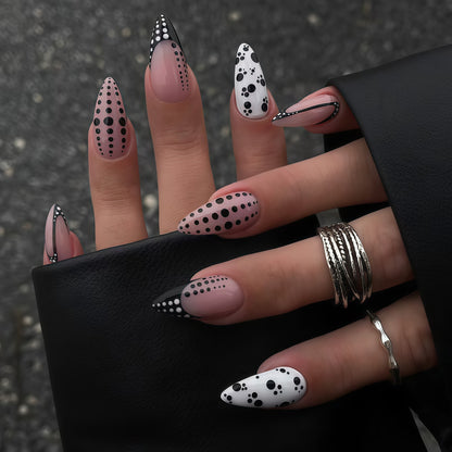 Elegante abstrakte spitze Nagelkunstverlängerungen Brehn
