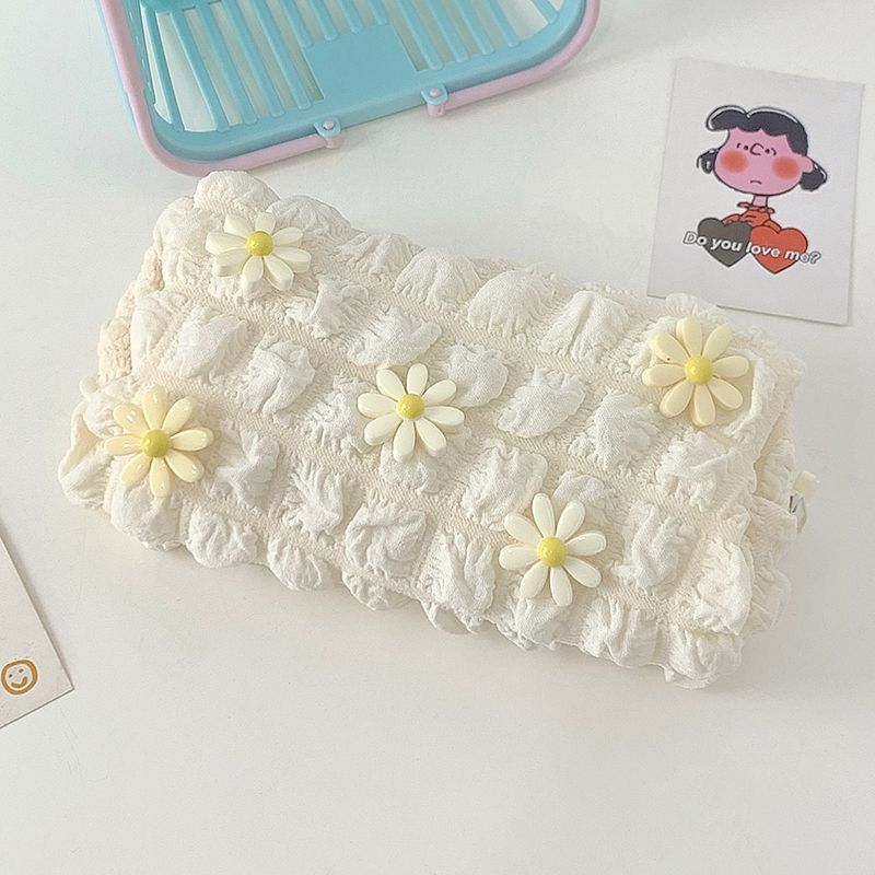Handytasche mit Floralem Detail Brehn
