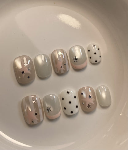 Dekoratives Stern-Themen Press-On Nagelset