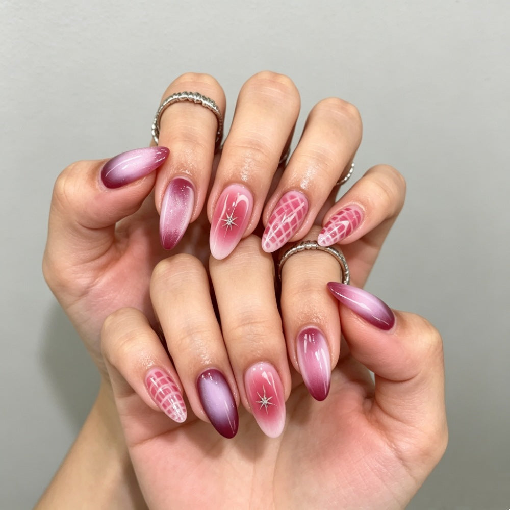 Elegantes Press-On-Nagel-Set mit Ombre-Design Brehn