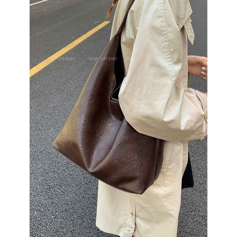 Elegante weiche Leder Hobo-Tasche Brehn