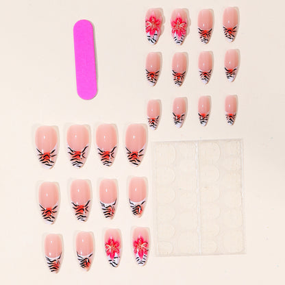 Künstlerisches Stiletto-Nageldesign Brehn
