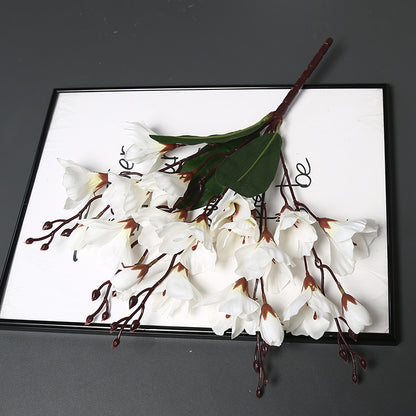 Realistische künstliche Orchideenarrangement