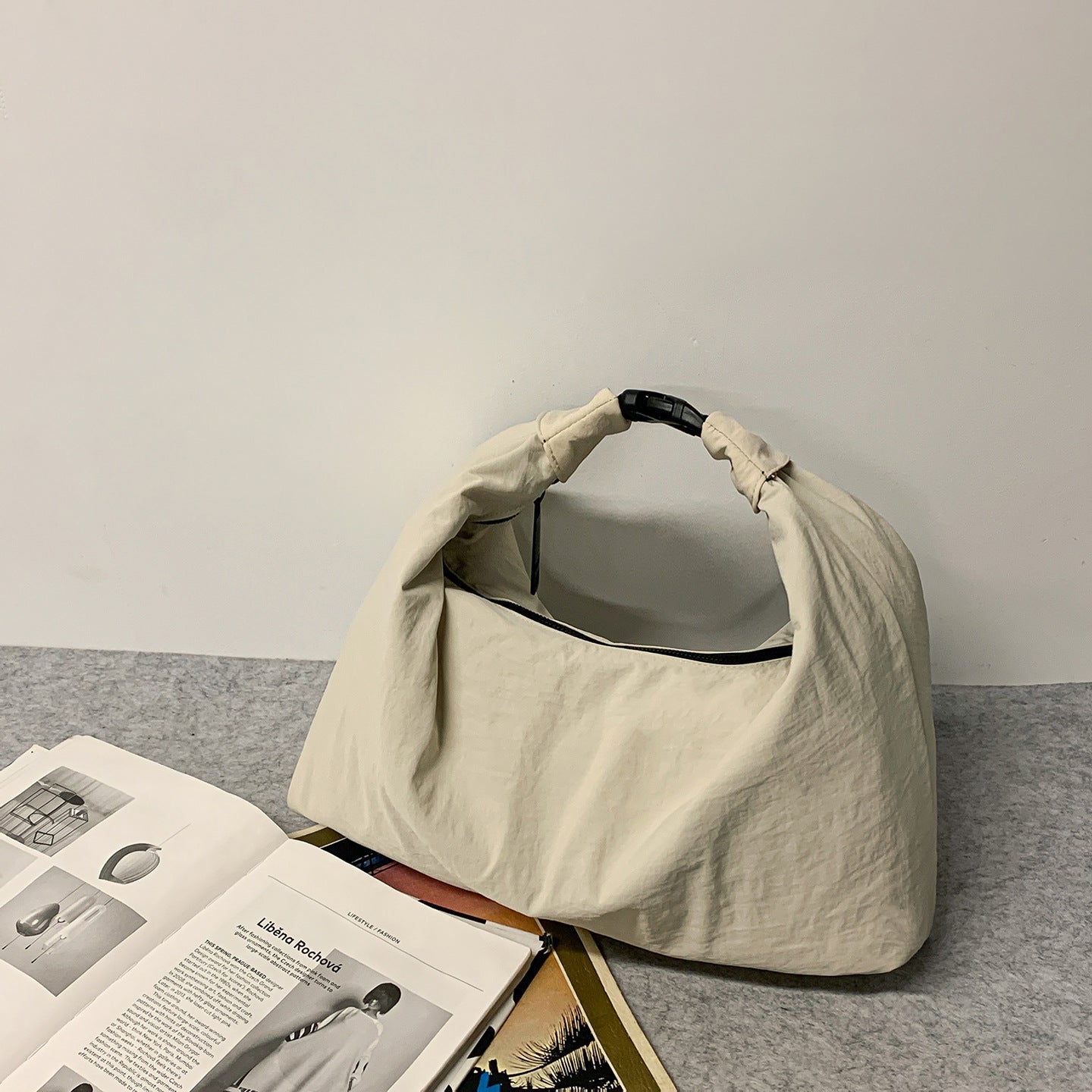 Lässige leichte Hobo-Bag Brehn