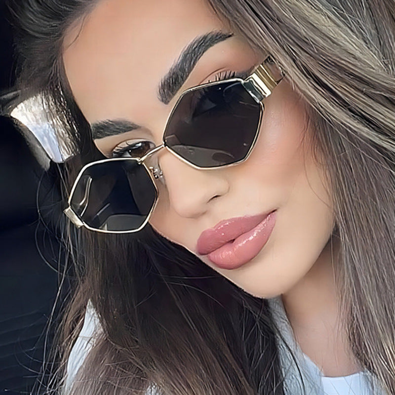 Damen geometrische Sonnenbrille mit schmalem Metallrahmen und polarisierten Gläsern Brehn