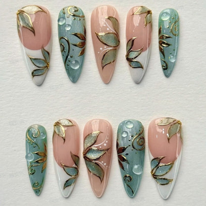 Kunstnagel Set mit floralen Designs und 3D-Akzenten Brehn
