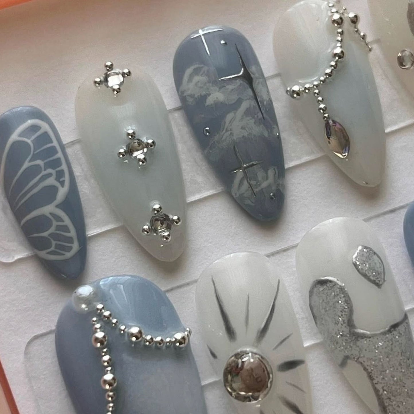 Künstlerisches Nageldesign Brehn