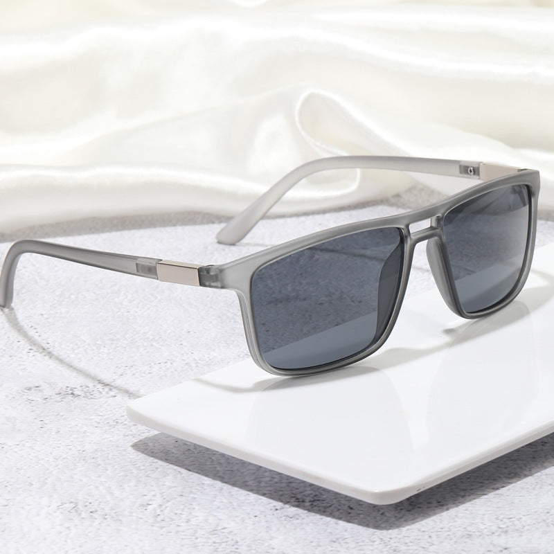 Damen stilvolle Sonnenbrille mit modernem Rahmen Brehn