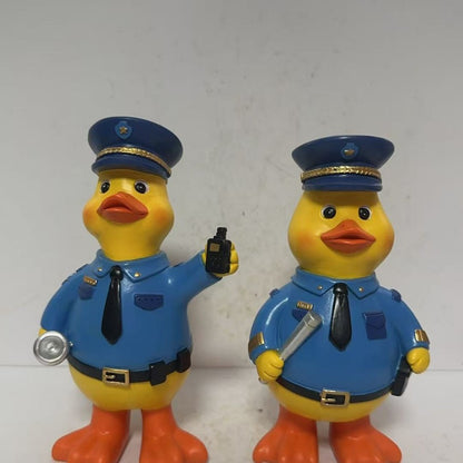 Lustige Polizeientenfigur Brehn