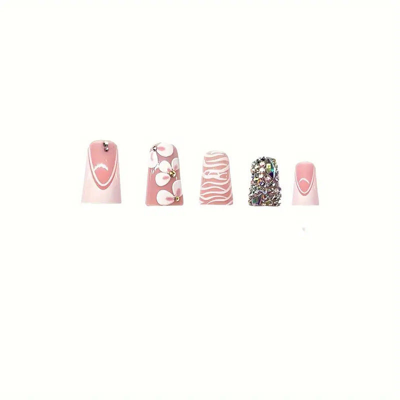 Glamorous 3D Floral Press-On Nail Art Brehn