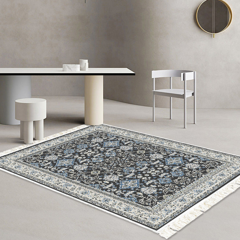 Ornamental Area Rug Brehn