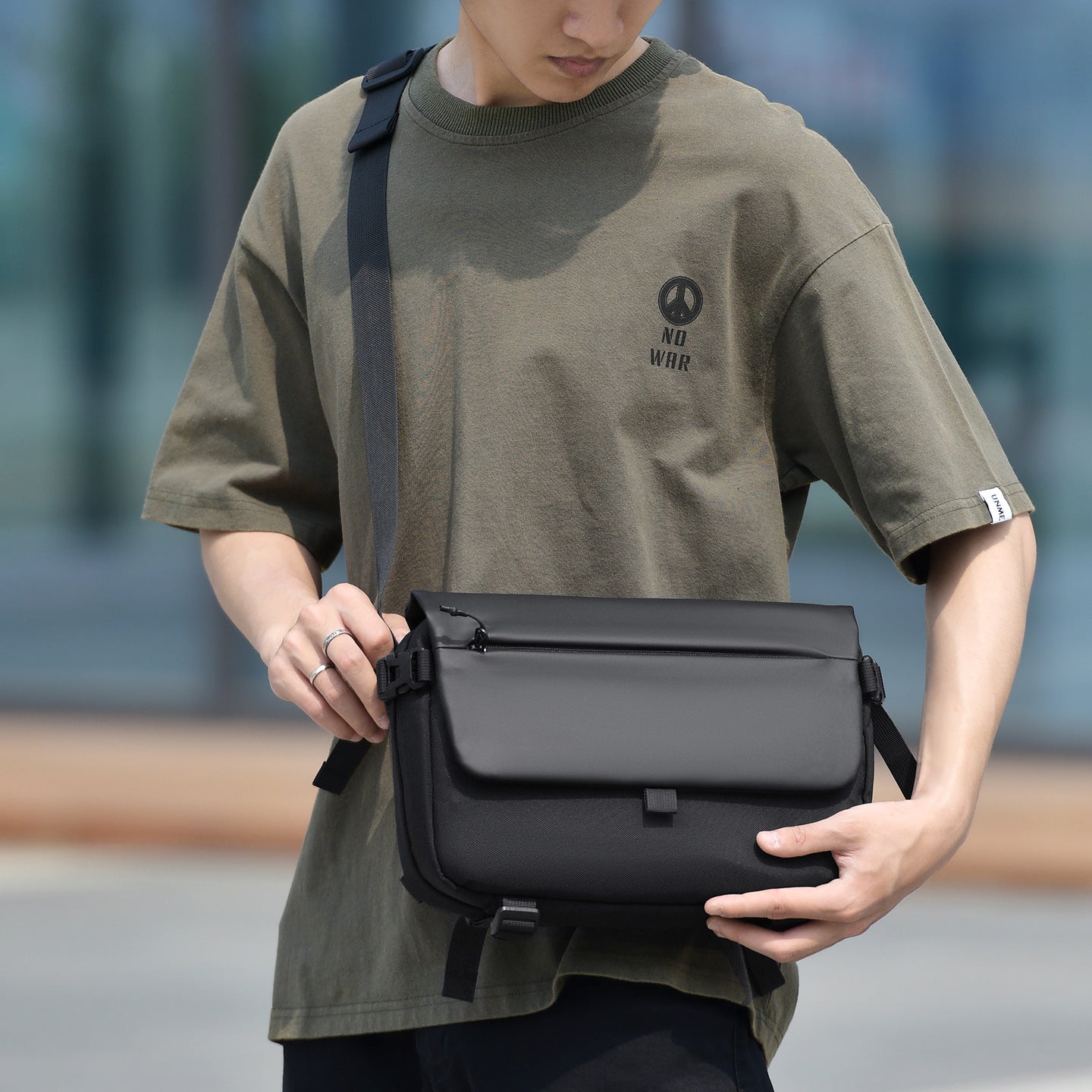 Messenger-Tasche mit Vielseitigen Fächern und Wasserabweisendem Material Brehn