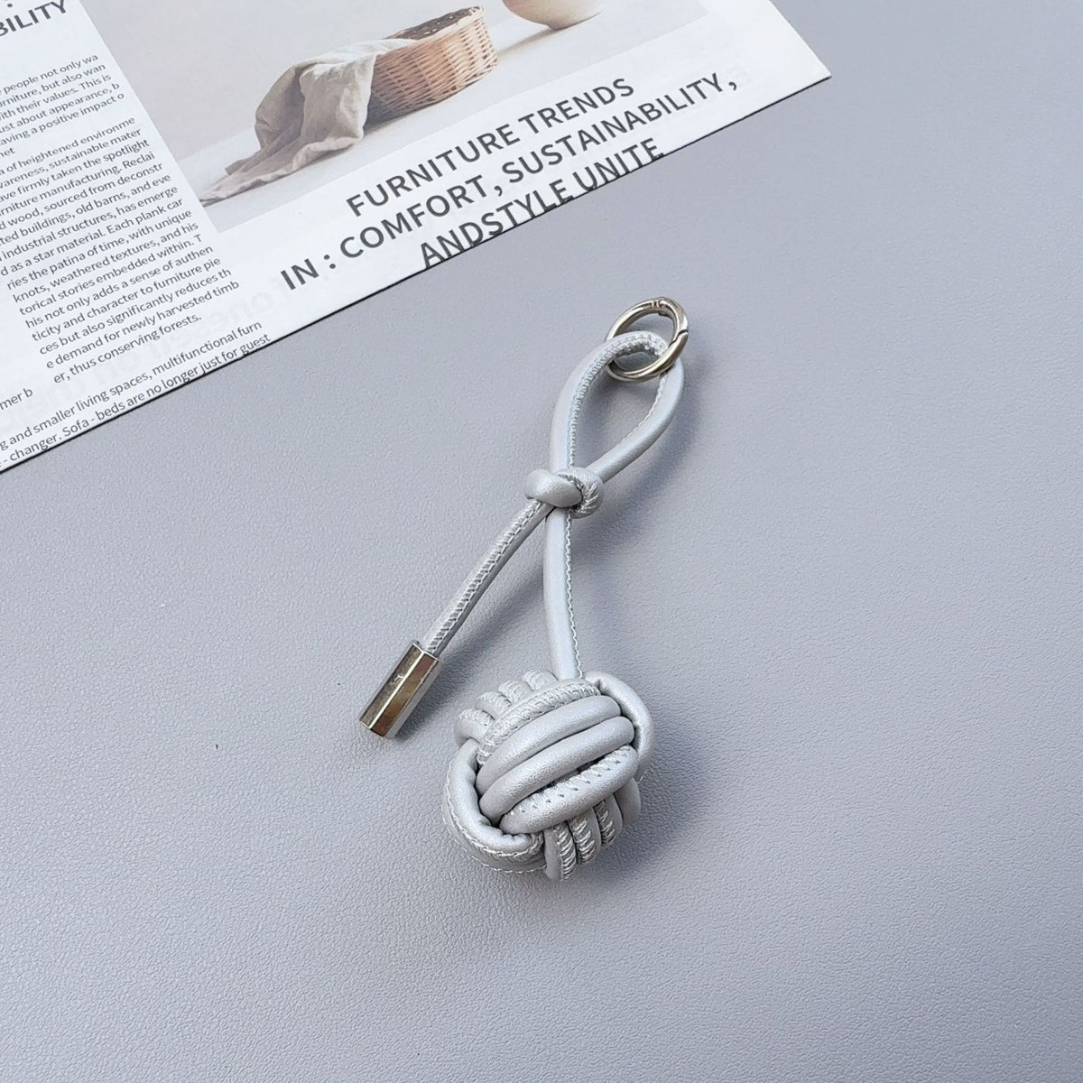 Stylischer Knotenleder-Schlüsselanhänger Brehn