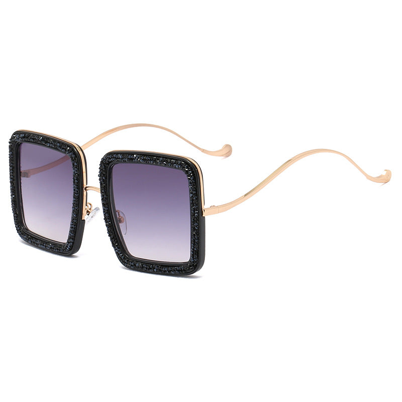Damen glamouröse Sonnenbrille mit funkelndem Kristallrahmen Brehn
