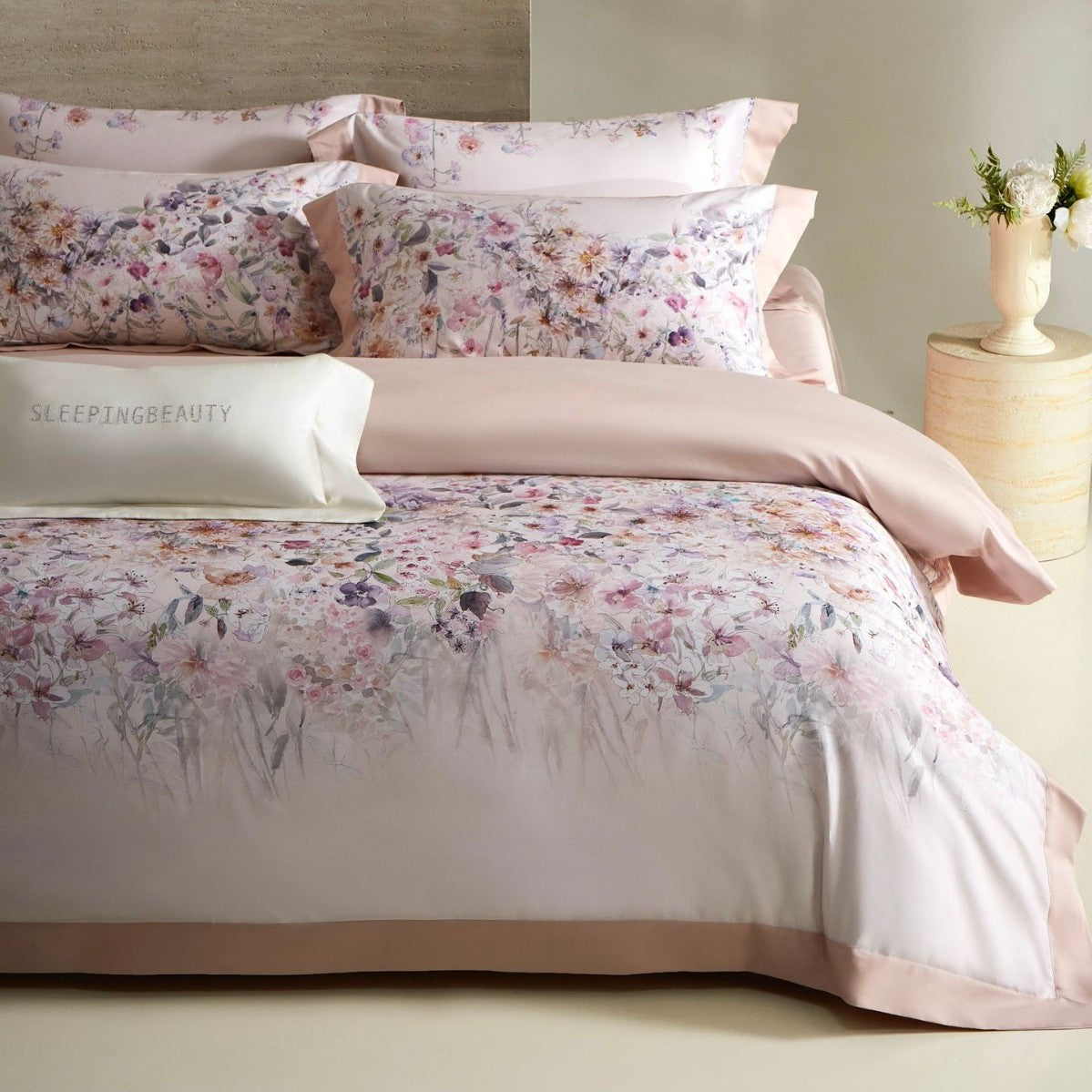Luxus Floral Baumwollsatin Bettbezug Set mit Kontrastsaum und Kissenbezügen