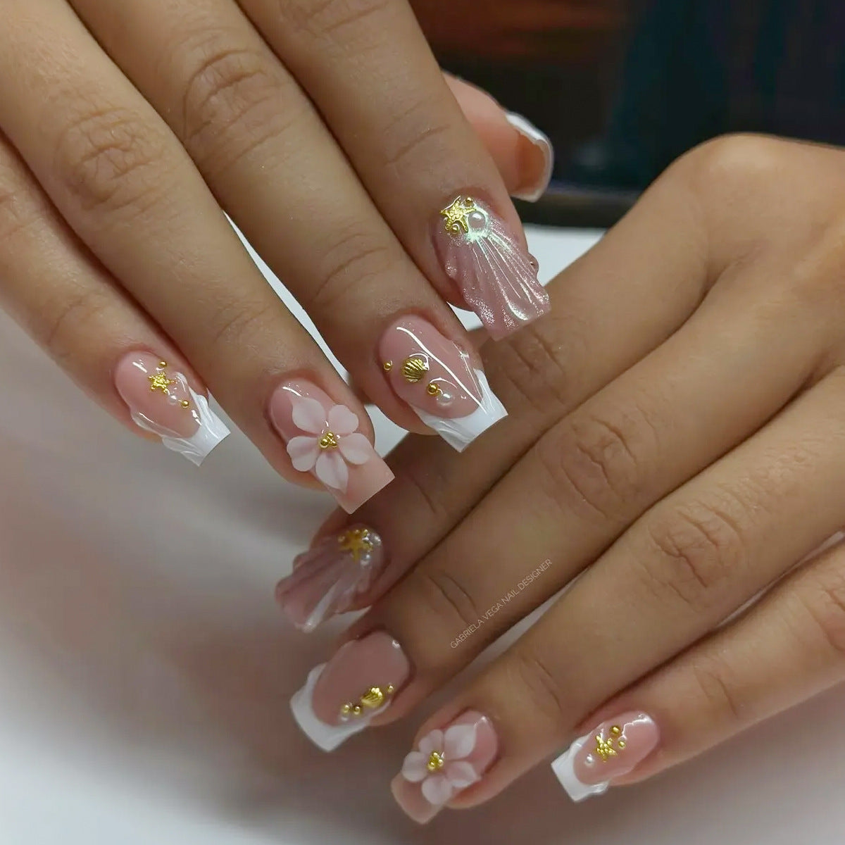 Künstlerische Blumen Acryl Nail Art Brehn