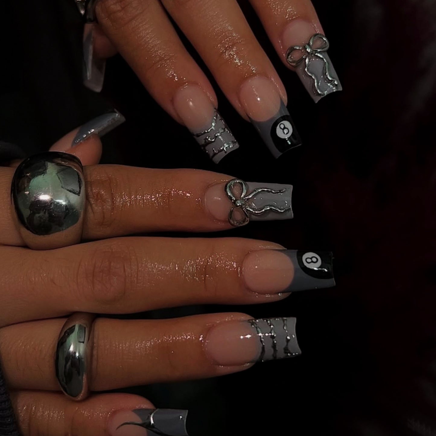 Künstlerisch gemusterte Druck-Nagelkunst Brehn
