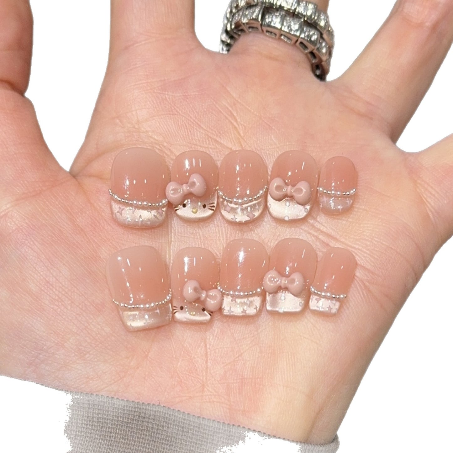 Künstliche Nail Art Spitzen mit Verspieltem Design Brehn