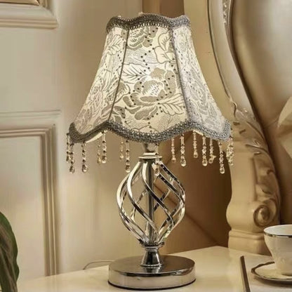 Florale dekorative Tischlampe