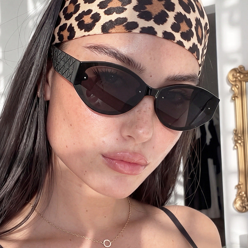 Damen extravagante Cat-Eye Sonnenbrille mit strukturiertem Rahmen Brehn