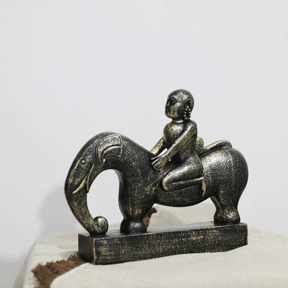 Verspielte Elefant-und-Kind-Skulptur