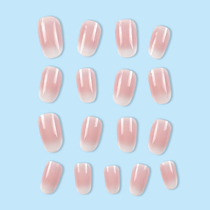Elegante Ombre Nagelverlängerungen Brehn
