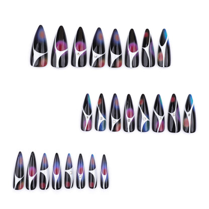Kunstvolle Stiletto-Nägel mit glitzernden Akzenten und geometrischem Design Brehn