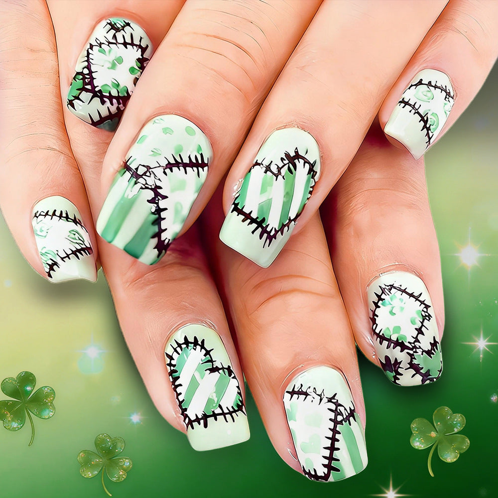 Künstlerisches Patchwork Press-On Nageldesign Brehn