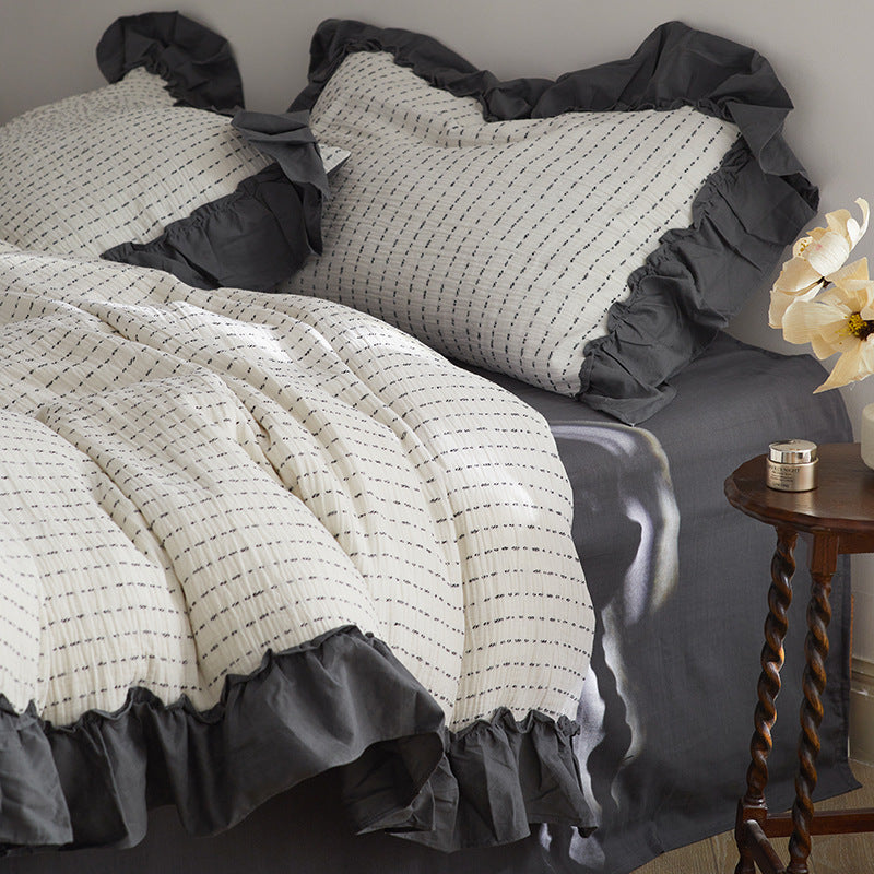 Gestepptes gewaschenes Baumwoll-Rüschendeckenbezug-Set mit Kissenbezügen und Bett-Skirt