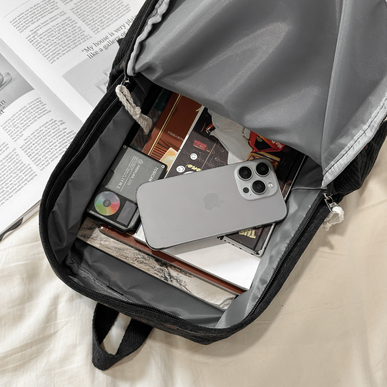 Rucksack mit Verspieltem Fruchtmuster Brehn