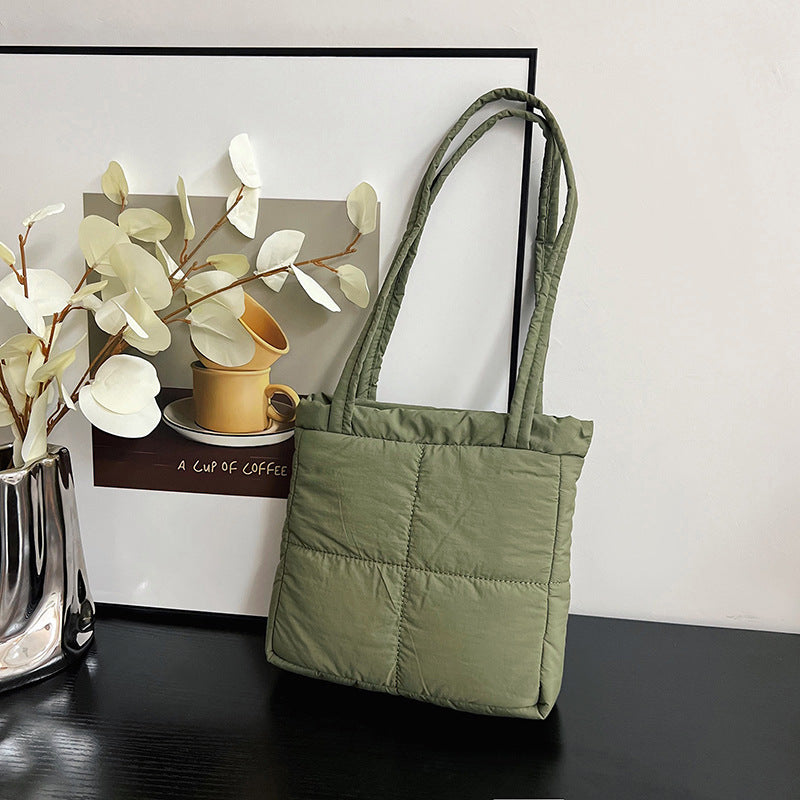 Stylische gesteppte Tragetasche Brehn