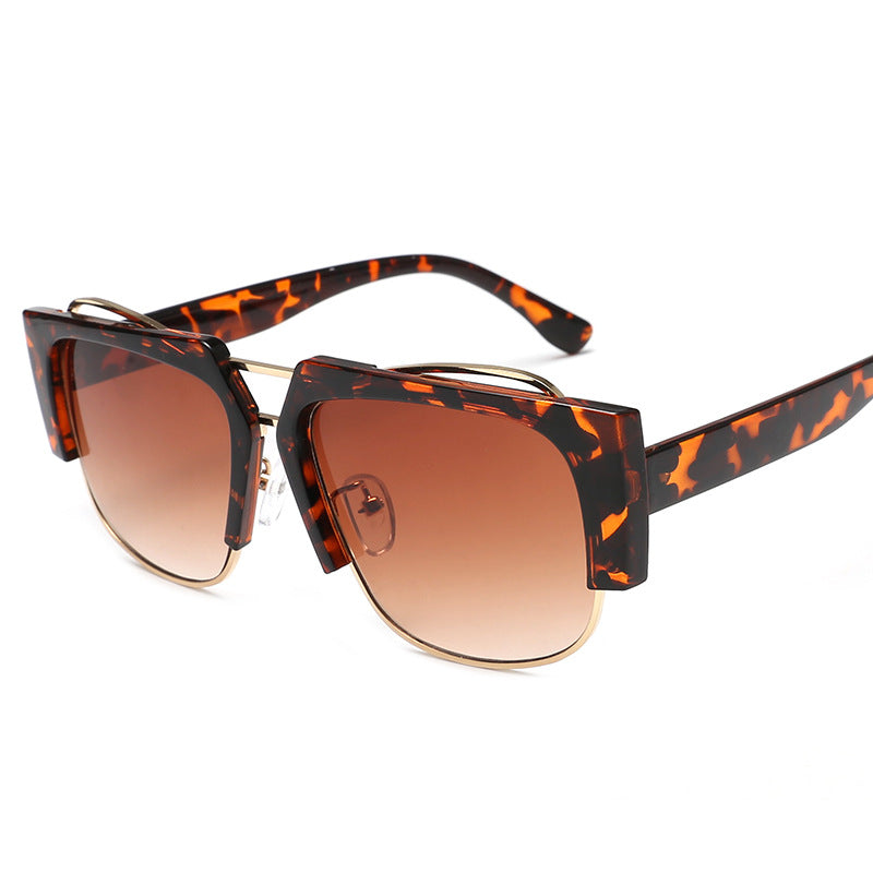 Damen Modische quadratische Sonnenbrille mit einzigartigem Kettendesign Brehn