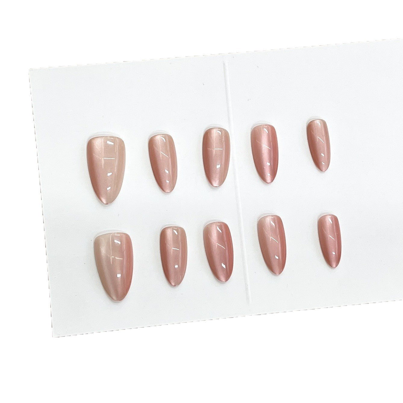 Glänzendes mandelförmiges Press-On Nagelset Brehn 1787225130