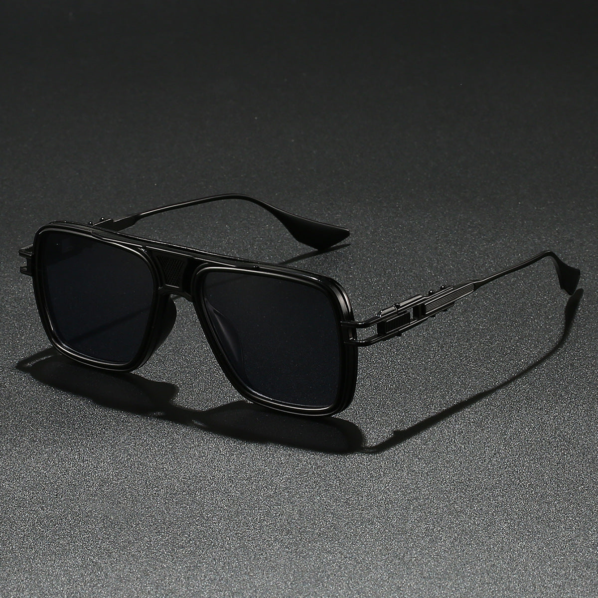 Damen Designer-Sonnenbrille mit luxuriösem Metallrahmen und trendigem Detail Brehn