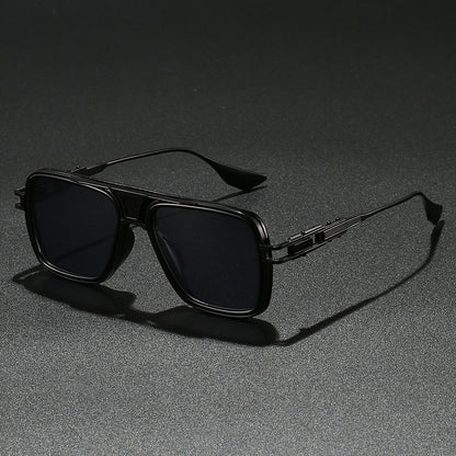 Damen Designer-Sonnenbrille mit luxuriösem Metallrahmen und trendigem Detail Brehn