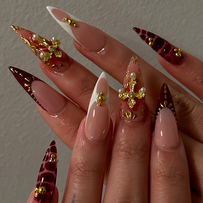 Glamouröse dekorative Stiletto-Press-on-Nagelset Brehn