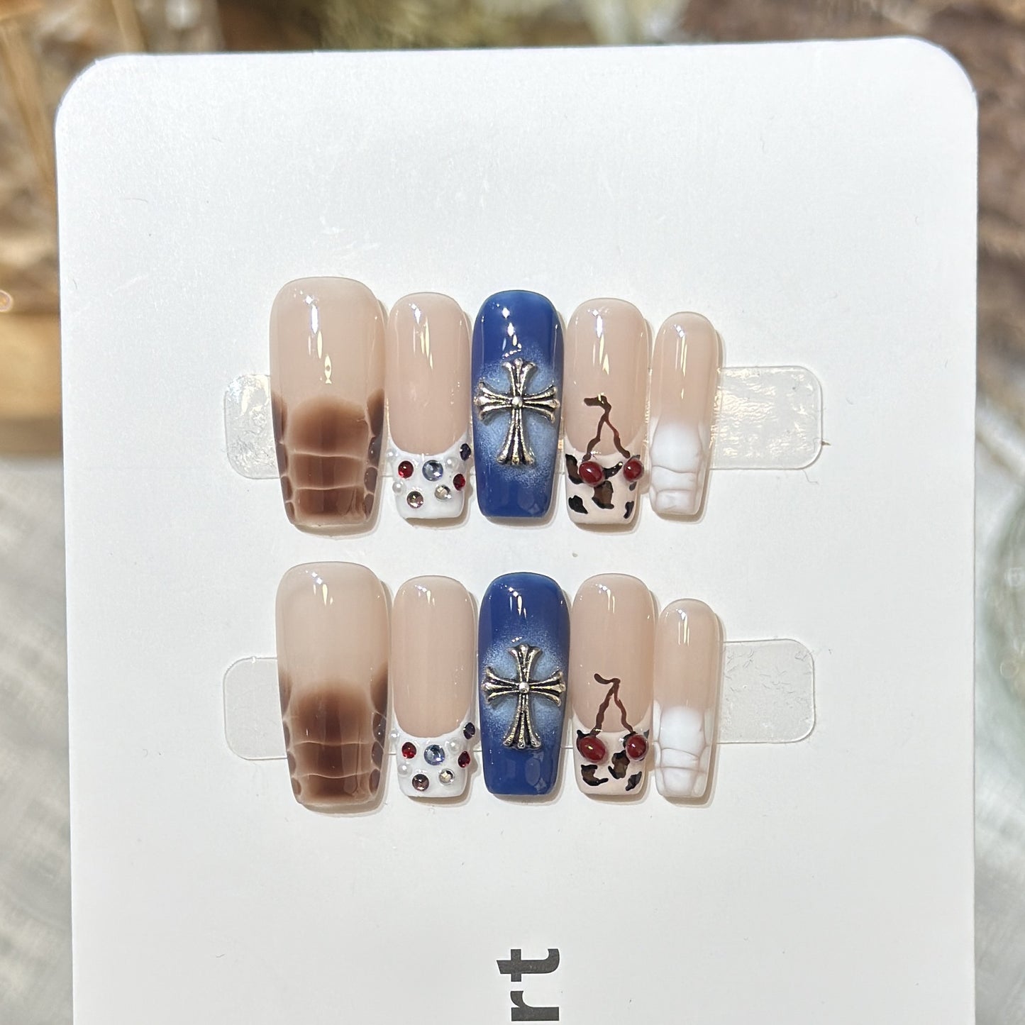 Wiederverwendbares Press-On Nagelset Brehn
