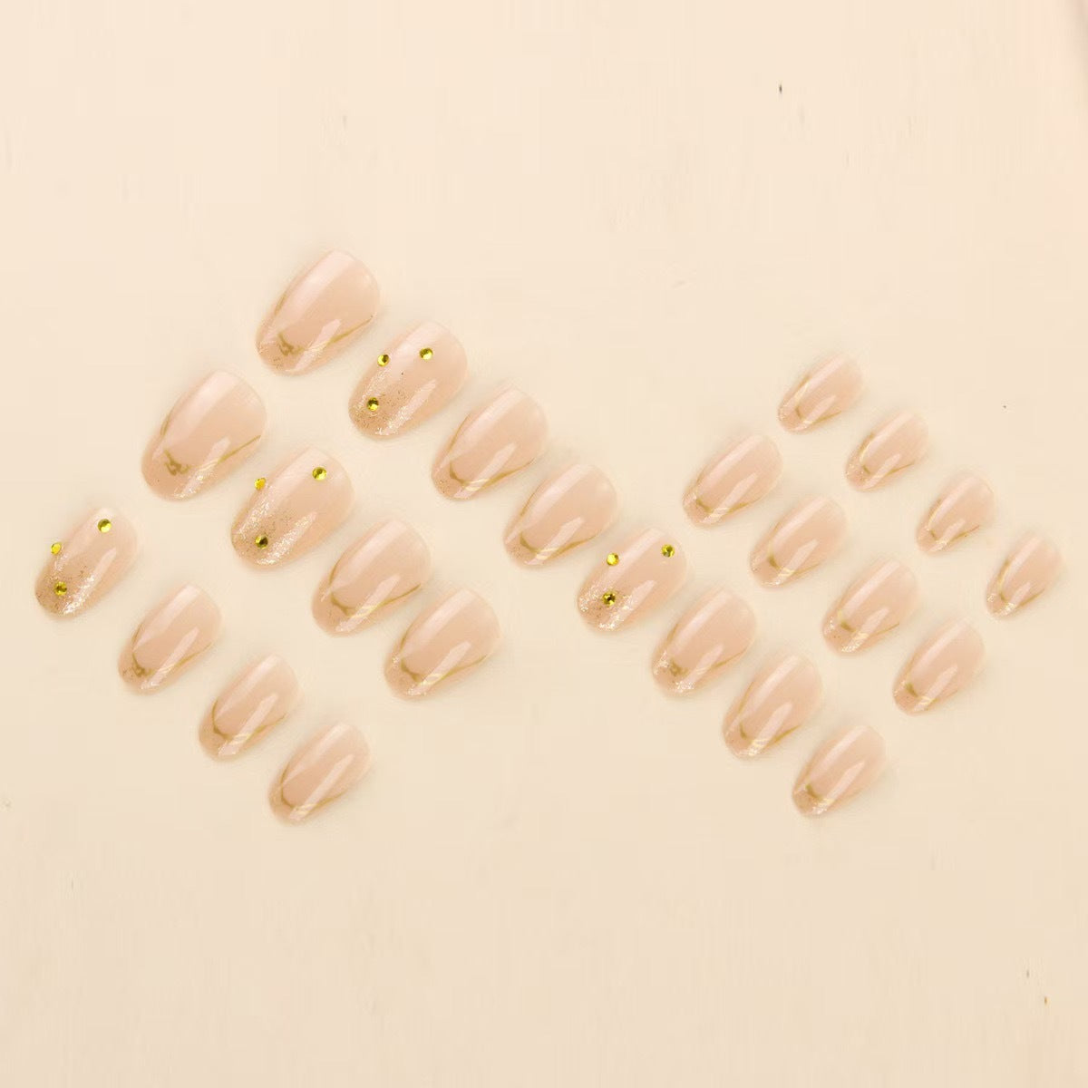 Glamouröses 3D-Nagelkunst-Set Brehn